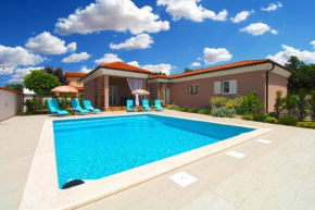 Ferienhaus mit Privatpool für 8 Personen ca 134 qm in Pula-Fondole, Istrien Istrische Riviera
